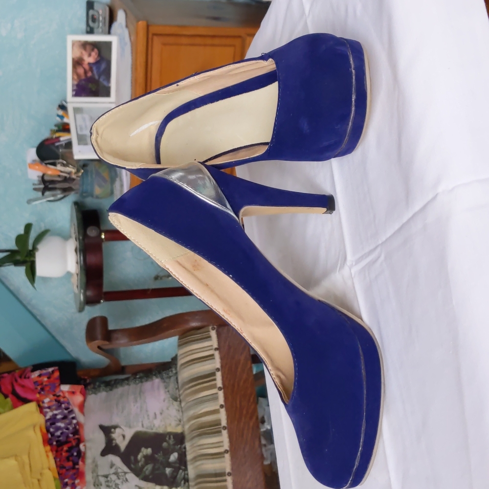 blue suede shoes, 3 1/2" heel, silver trim above heel--patent leather??   sz 6.5